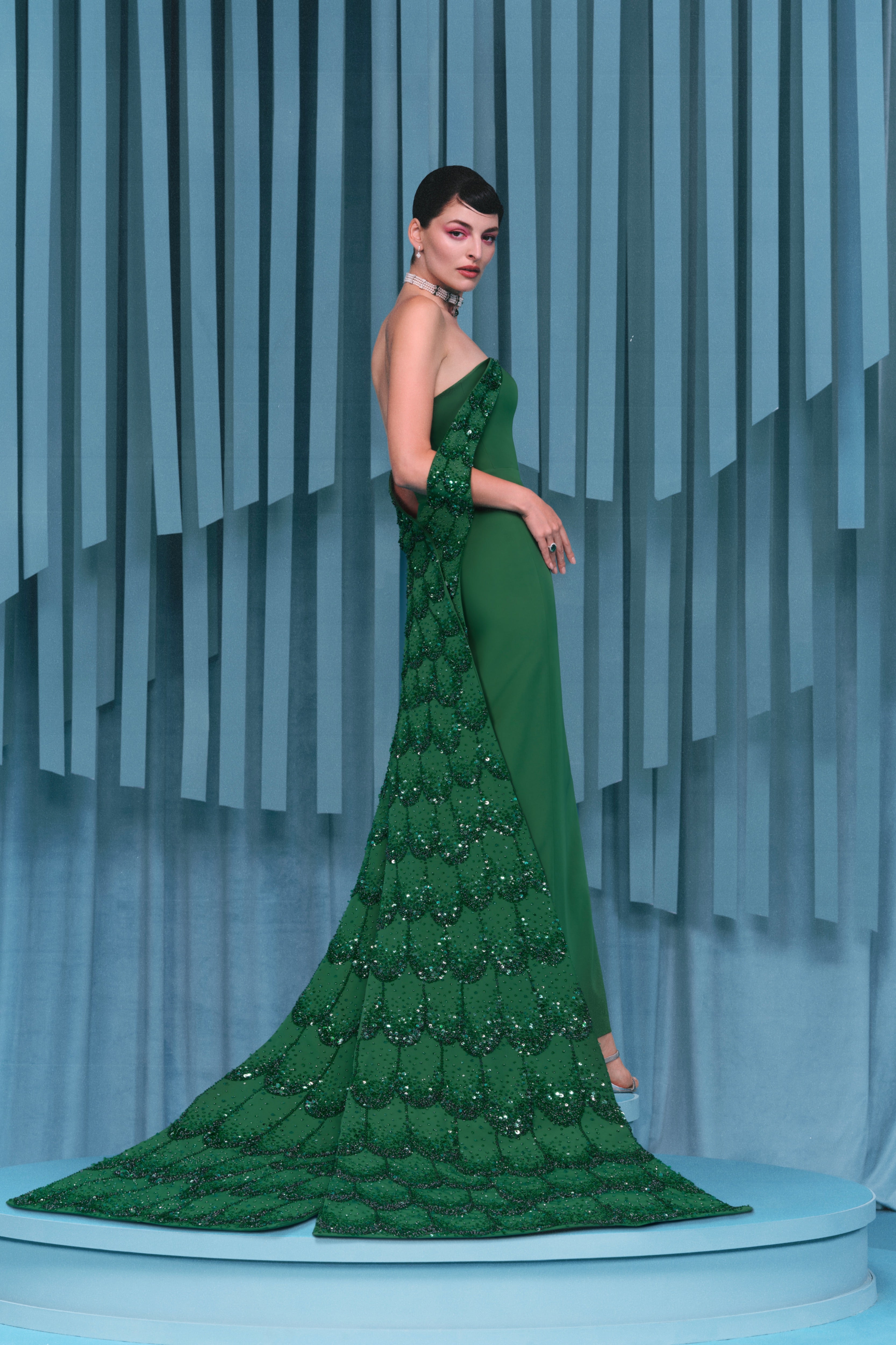 GLIDE GOWN
